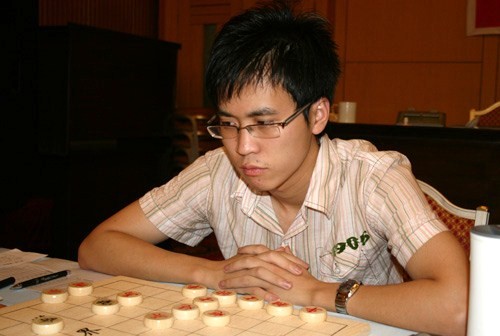 对弈中的赵鑫鑫.jpg 对弈中的赵鑫鑫.jpg