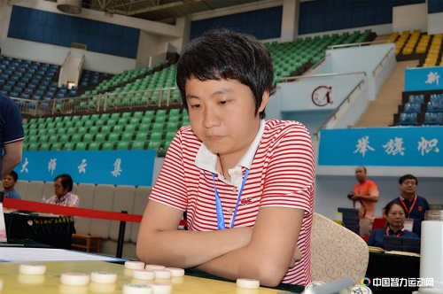 陈辛琳获得第八届杨官璘杯女子专业组冠军